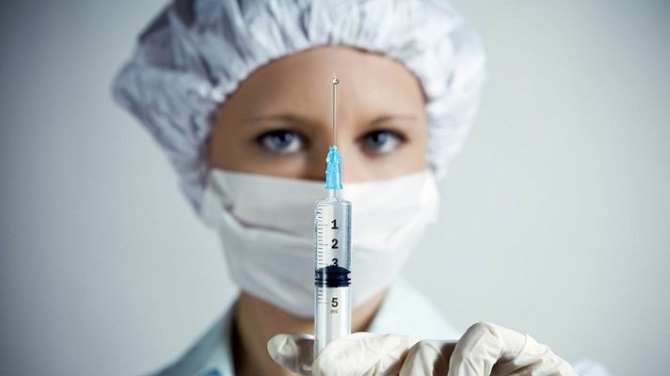 Красный Крест в Украину доставил вакцины от столбняка и ботулизма