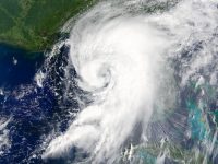 Кто и зачем дает имена ураганам