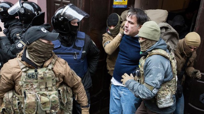 Курченко передал $0,5 млн Саакашвили  для организации протестов, — Луценко