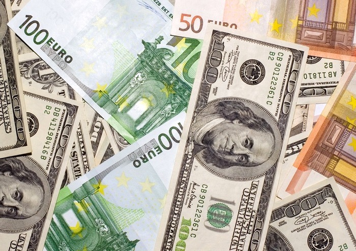Курс валют от НБУ на 6 июня 2017. Доллар и евро дорожают