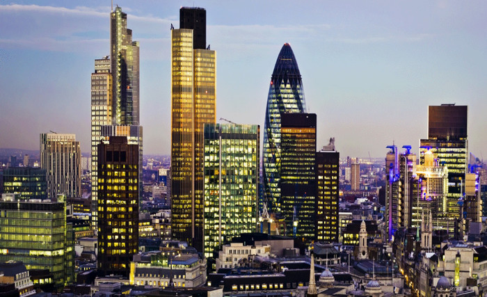 Лондон может потерять около 900 миллиардов евро после Brerxit