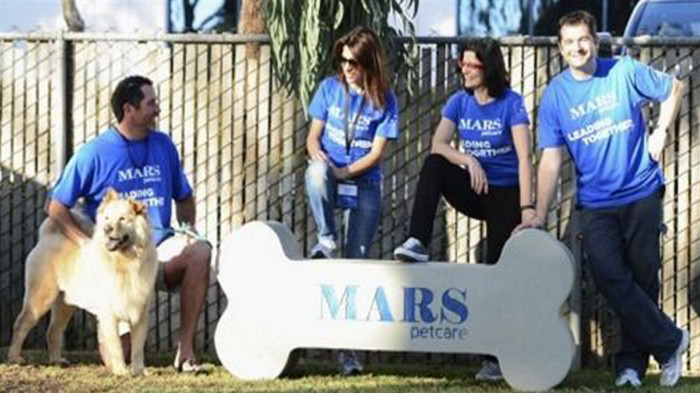 Mars покупает компанию VCA, работающую в сфере ветеринарных услуг