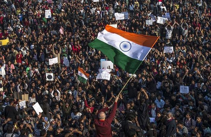Массовые протесты в Индии: десятки миллионов человек вышли на улицы с требованием повысить зарплату