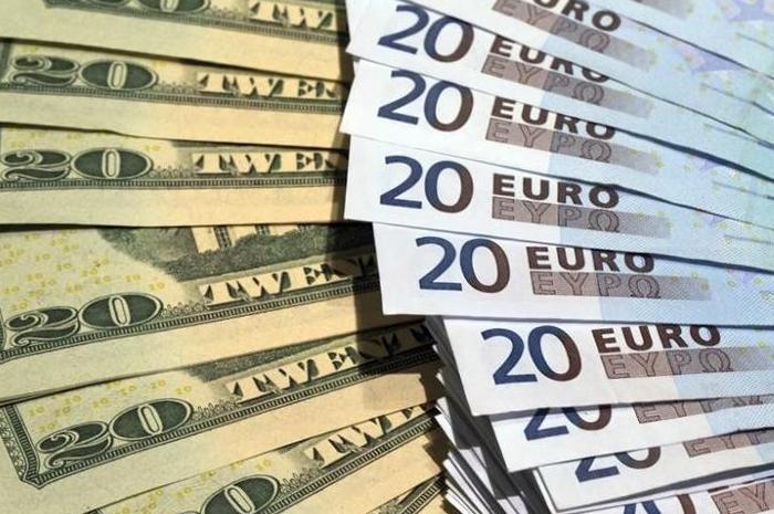 Межбанк Украины 4 мая 2017. Доллар падает, евро растет