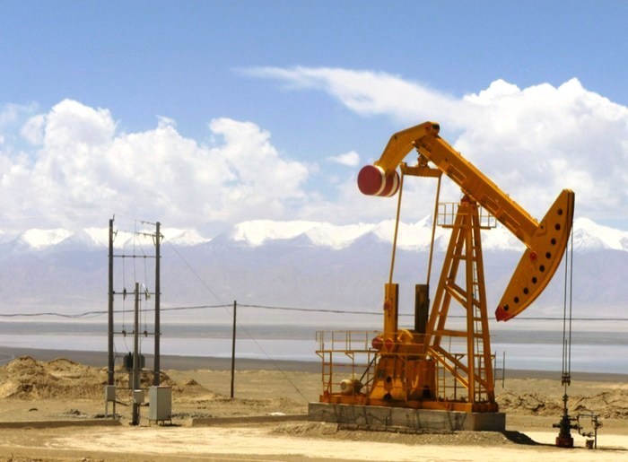 На фоне данных из США и переворота в Турции цены на нефть колеблются
