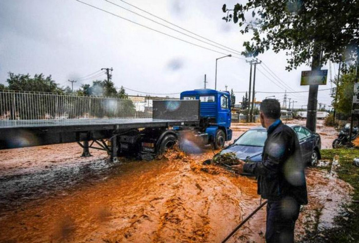 На Грецию обрушились катастрофические наводнения