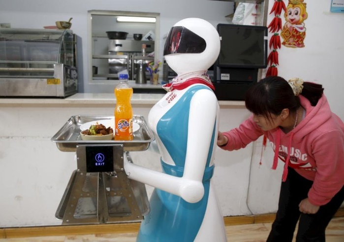 Немцы и японцы применяют роботов в борьбе с демографическими проблемами