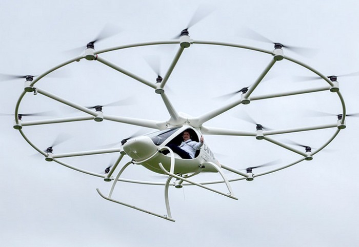 Немецкая компания представила воздушное такси-квадрокоптер Volocopter 2X (фото, видео)