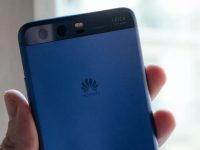 Новый законопроект запрещает чиновникам США использовать телефоны Huawei и ZTE