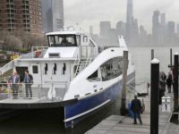 Нью-Йорк развивает сеть небольших пассажирских паромов