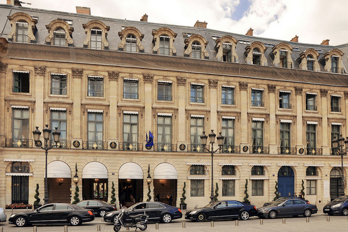 Ограбление отеля Ритц: преступники украли драгоценности на миллионы евро