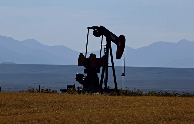 2014 год заканчивается рекордными падениями цен на нефть 