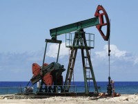 Цены на нефть растут на фоне ожидания шторма у побережья Техаса