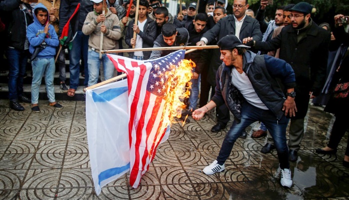 Палестинцы в Газе протестуют против переноса посольства США в Иерусалим