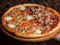 Разновидности пиццы, отличия Карбонары и почему она так популярна