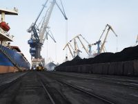 Прибыло восьмое судно с 75 тысячами тонн угля из ЮАР для ДТЭК Ахметова