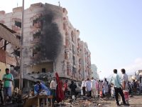 Прогремел мощнейший взрыв у здания Минфина Йемена