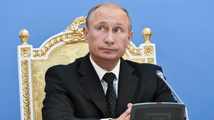 Путин подписал закон о погашении долгов жителей Крыма в украинских банках