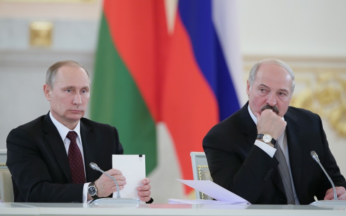 Путин VS Лукашенко: Москва оказывает давление на Минск, чтобы добиться погашения долга за газ