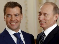 Несмотря на упадок российской экономики официальные доходы Путина и Медведева удвоились