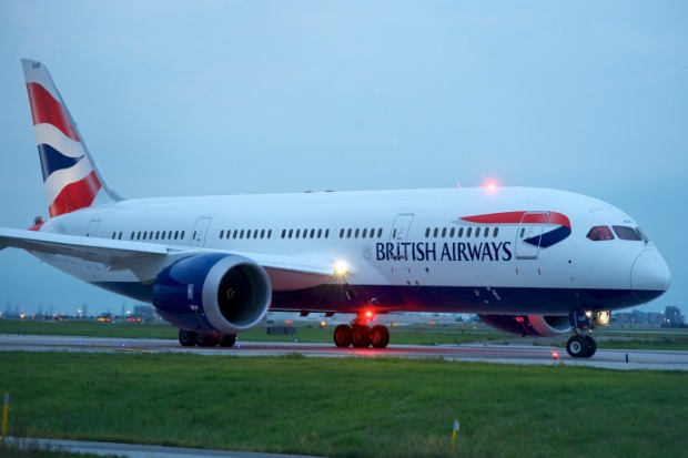 Пьяный пилот хотел везти 300 пассажиров из Лондона на Маврикий