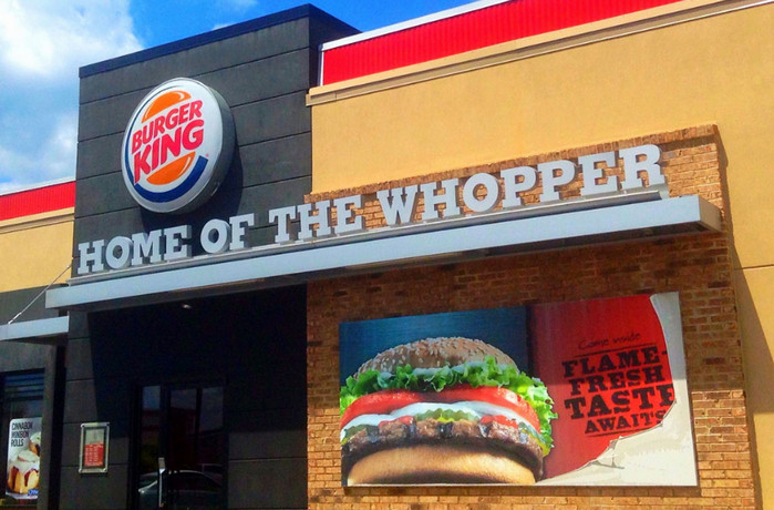 Рестораны Burger King выступили против антибиотиков в курином мясе