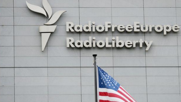 Россия назвала "Голос Америки" и "Радио Свободная Европа" иностранными агентами