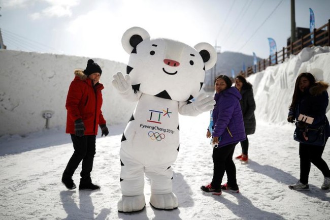Россияне выступят на Зимней Олимпиаде-2018 под нейтральным флагом, — МОК