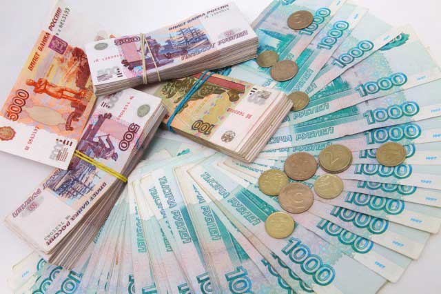 Центробанк России считает волатильность рубля угрозой экономике страны