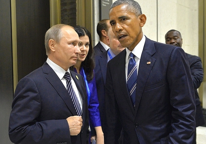 Санкции против России не отменят до реализации Минска-2, - Барак Обама
