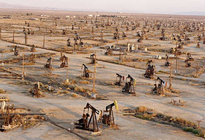 Саудовская Аравия обогнала США по добыче нефти 