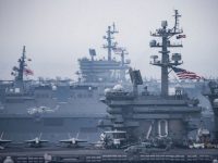 США планируют развернуть два авианосца в водах Корейского полуострова