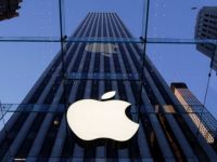 Стоимость акций Apple превысила 900 млрд долларов