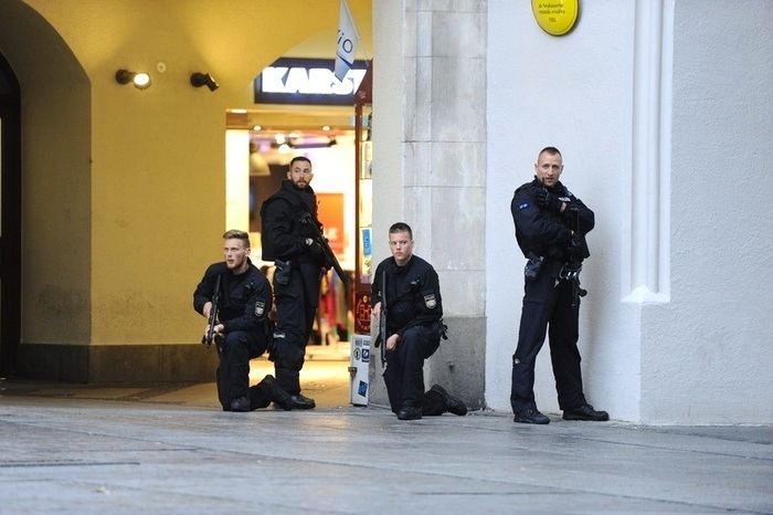Стрельба в торговом центре Мюнхена: есть убитые и раненые. Хроника событий
