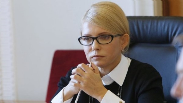 Тимошенко раскритиковала президента за лишение гражданства Саакашвили