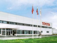 Трамп угрожает Toyota из-за мексиканского завода