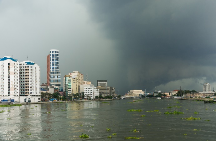 Тропический шторм Ханун угрожает Китаю, Филиппинам и Вьетнаму