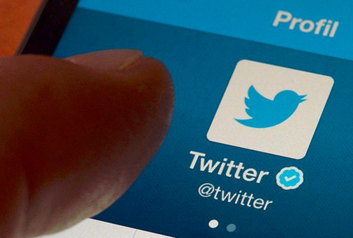 Twitter тестирует возможность маркировки фейковых новостей