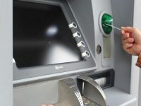 Тысячи банкоматов в Индонезии отключены из-за проблем со спутником