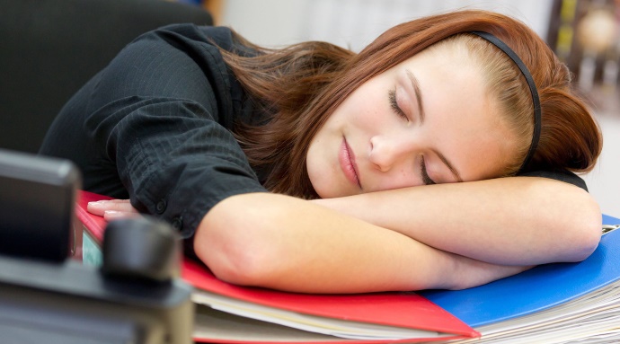 Ученые выяснили, как отсутствие или избыток сна сказываются на здоровье мозга