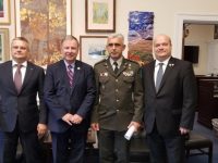 Украинский посол Чалый обсудил с конгрессменами финансовую поддержку ВСУ со стороны США