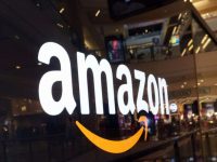 Уолл-стрит прогнозирует стремительный рост акций Amazon в 2018 году