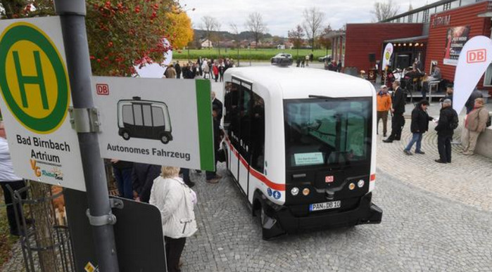 В Баварии начал работу первый автономный автобус