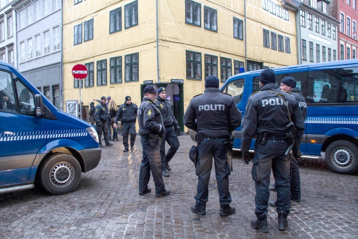 В Дании неизвестный мужчина устроил стрельбу, есть погибший