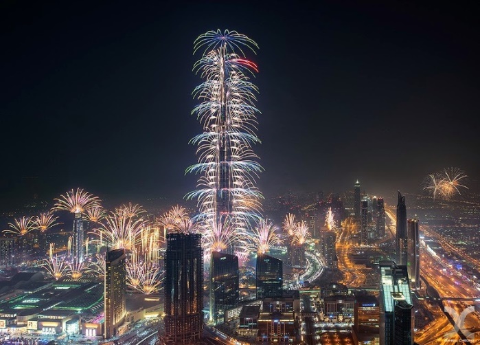 В Дубае отменили новогодний фейерверк у башни Бурдж Халифа 