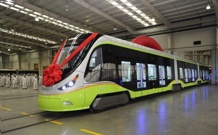 В Китае запустили беспилотный трамвай