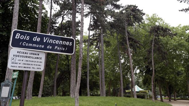 В Париже открылся первый парк для нудистов
