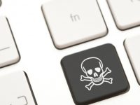 В Украине накажут владельцев и модераторов пиратских сайтов