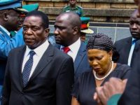 Вице-президент Эммерсон Мнангагва вернулся в Зимбабве как преемник Мугабе