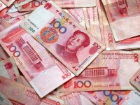 За месяц международные резервы Китая сократились на $100 миллиардов